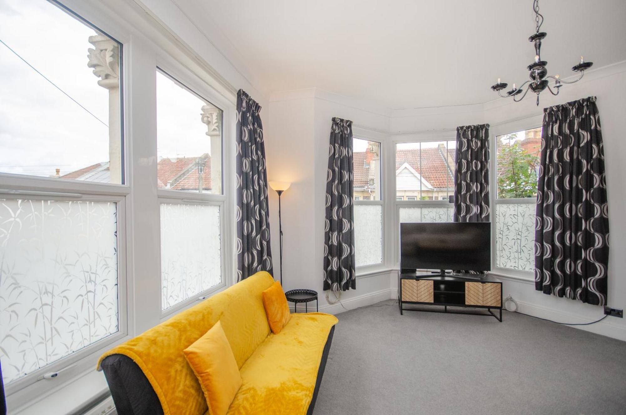 Stylish 91Sqm Victoria 2 Bedroom Apartment Bristol Exterior foto